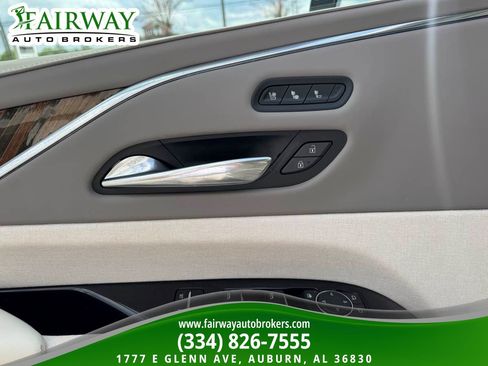 Used 2022 Cadillac Escalade Premium Luxury Platinum image 16