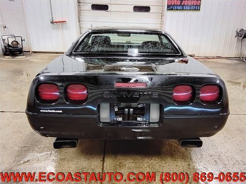 Used 1992 Chevrolet Corvette Convertible image 8