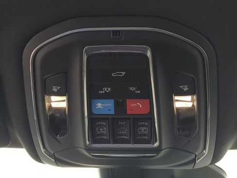New 2025 Jeep Grand Cherokee Overland w/ Adv Protech Group III AWD/4WD image 25