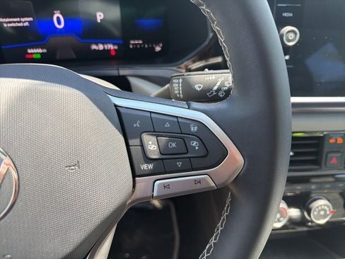 Certified 2023 Volkswagen Taos SE AWD/4WD image 22