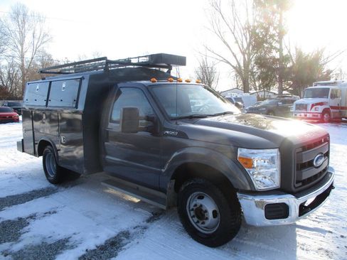 Used 2013 Ford F350 XL w/ XL Decor Group image 6