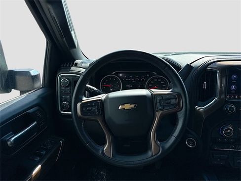 Used 2020 Chevrolet Silverado 2500 High Country image 25