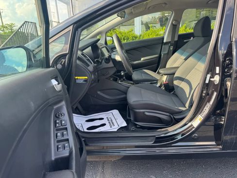 Used 2018 Kia Forte LX w/ LX Popular Package FWD image 5