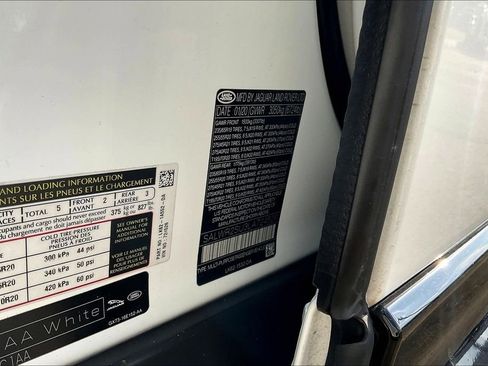 Used 2020 Land Rover Range Rover Sport HSE image 19