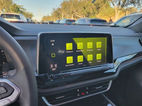 New 2026 Volkswagen Atlas Cross Sport SEL Premium R-Line image 9