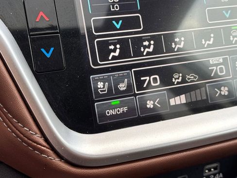 Used 2024 Subaru Outback Touring XT image 25