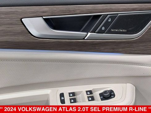 Used 2024 Volkswagen Atlas SEL Premium R-Line AWD/4WD image 15