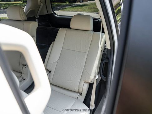 Used 2023 Lexus GX 460 Luxury w/ Sport Design Package AWD/4WD image 70