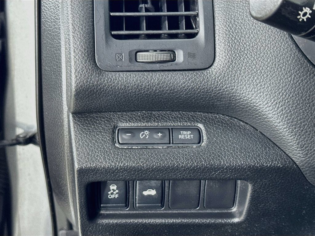 Used 2014 Nissan Altima 2.5 S FWD image 10