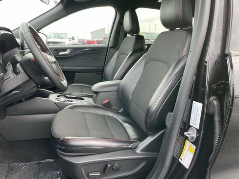 Used 2024 Ford Escape ST-Line image 7