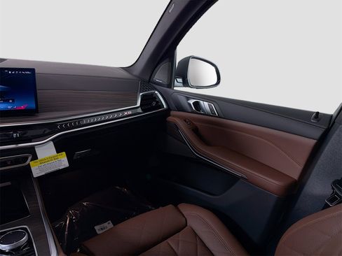 New 2026 BMW X5 xDrive40i w/ Climate Comfort Package image 27