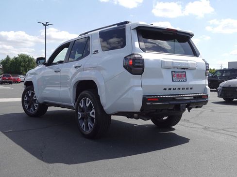 New 2026 Toyota 4Runner TRD Sport Premium AWD/4WD image 7