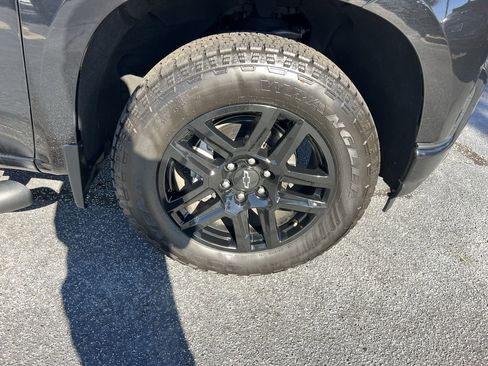 Used 2022 Chevrolet Silverado 1500 Custom w/ Rally Edition image 13