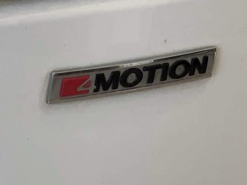 Used 2021 Volkswagen Atlas SE w/ Towing Package AWD/4WD image 12