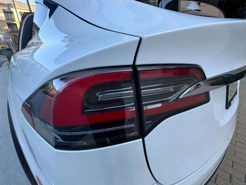Used 2019 Tesla Model X Long Range AWD/4WD image 44