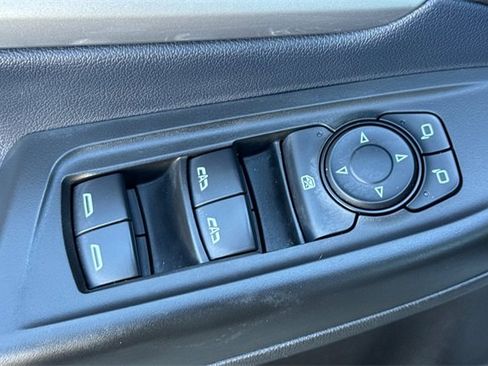 Used 2022 Chevrolet Bolt EUV Premier w/ Sun & Sound Package image 12