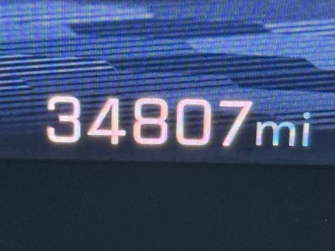 Used 2025 Chevrolet Traverse LT image 14