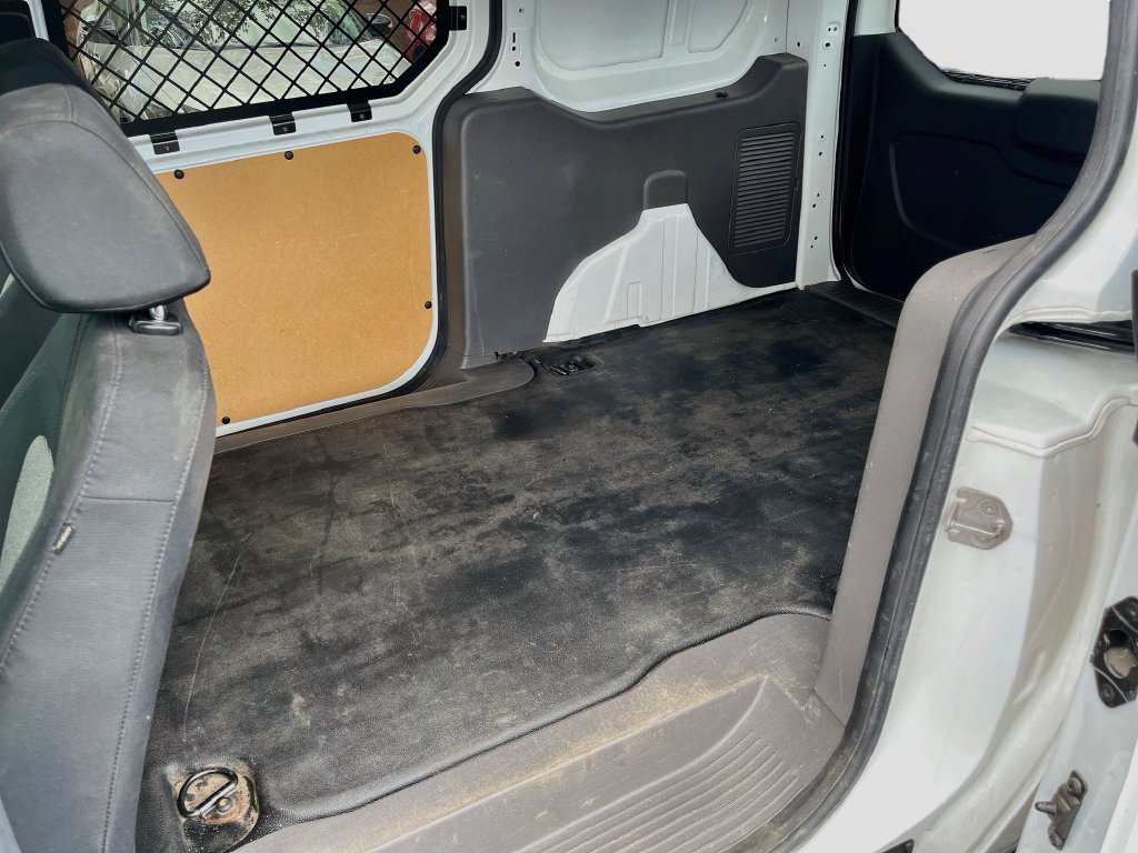 Used 2022 Ford Transit Connect XL FWD image 22