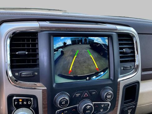 Used 2018 RAM 1500 Laramie w/ Convenience Group AWD/4WD image 26