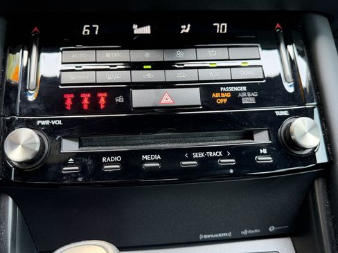 Used 2024 Lexus IS 350 F Sport RWD image 27
