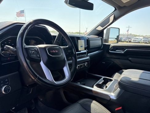 Used 2024 GMC Sierra 2500 SLT w/ SLT Premium Package AWD/4WD image 28