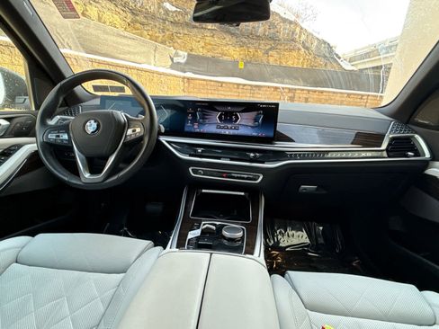 Certified 2026 BMW X5 xDrive40i image 9
