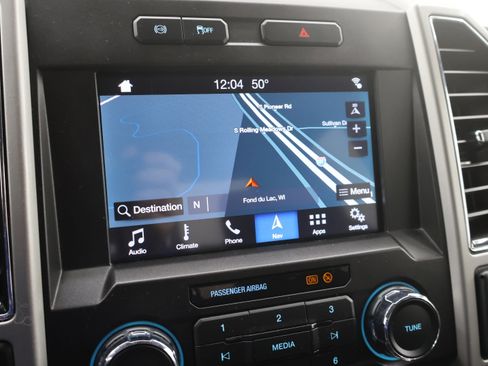 Used 2019 Ford F350 Lariat w/ Chrome Package image 11