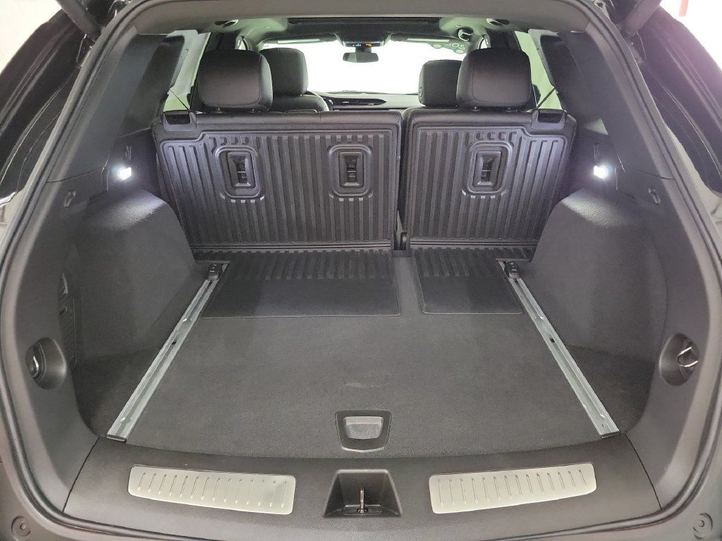 Certified 2023 Cadillac XT5 Premium Luxury w/ LPO, Floor Liner Package FWD image 22