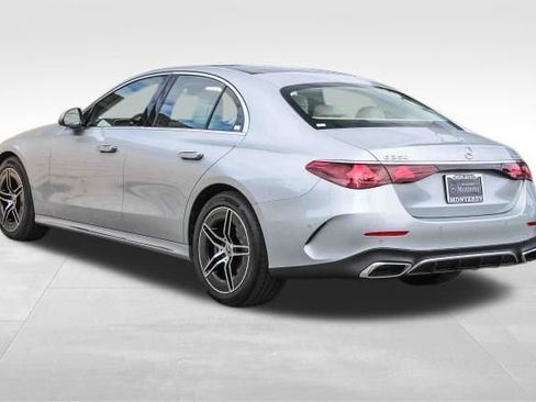 New 2026 Mercedes-Benz E 350 4MATIC Sedan image 6