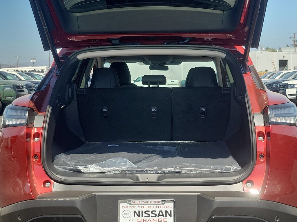 New 2026 Nissan Murano SV AWD/4WD image 16