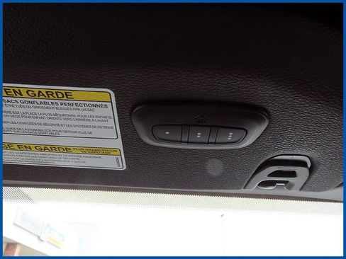 Used 2022 Jeep Gladiator Overland image 19