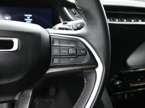 Used 2023 Jeep Grand Cherokee Limited AWD/4WD image 16