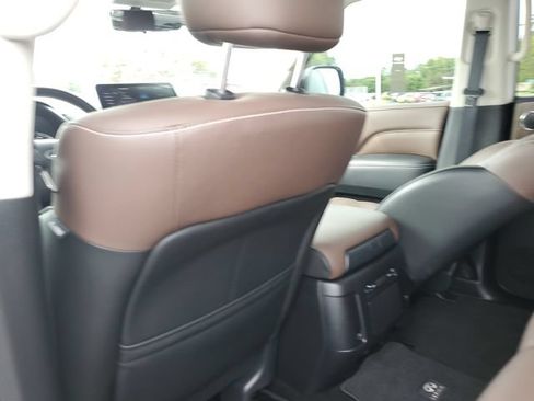 Certified 2023 INFINITI QX80 Premium Select w/ Cargo Package AWD/4WD image 15