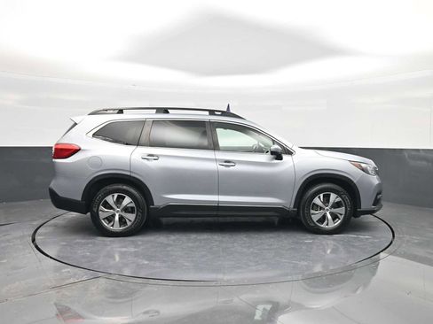 Used 2022 Subaru Ascent Premium w/ Convenience Package image 9