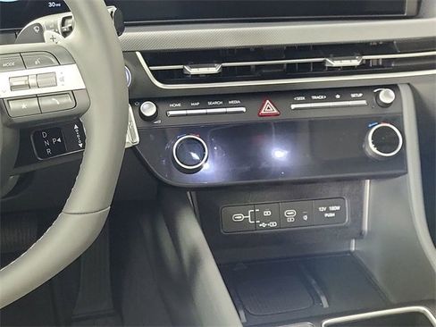 Certified 2025 Hyundai Sonata SEL image 18