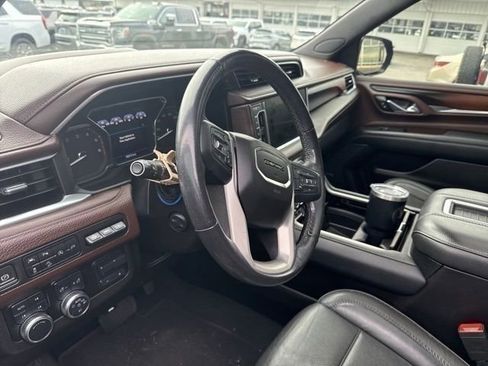 Used 2021 GMC Yukon Denali w/ Denali Premium Package image 49