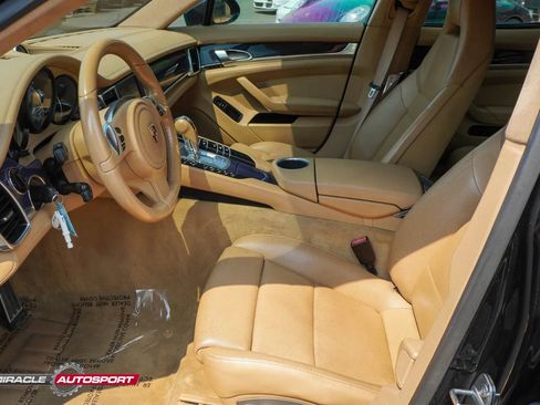 Used 2013 Porsche Panamera GTS AWD/4WD image 16