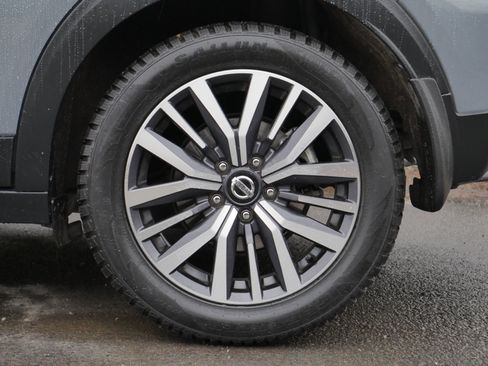 Used 2021 Nissan Kicks SV w/ Exterior Package image 14