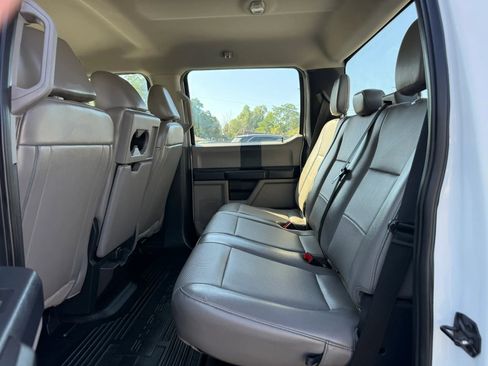 Used 2022 Ford F250 XL w/ Power Equipment Group AWD/4WD image 12
