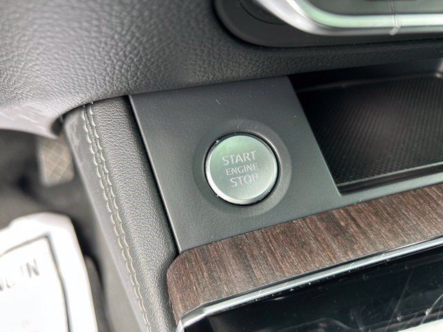 Used 2024 Audi Q5 2.0T Premium Plus AWD/4WD image 22