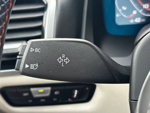 Certified 2025 BMW M850i xDrive w/ M Sport Professional Package image 32