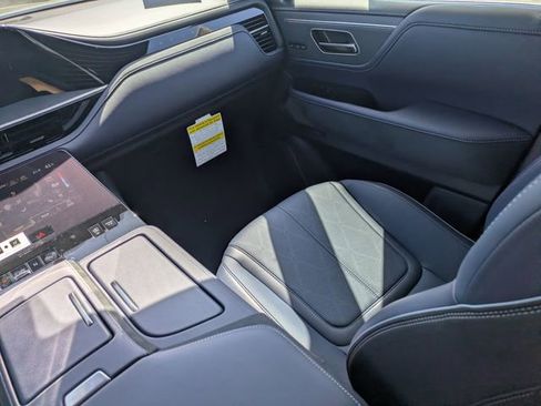 New 2026 INFINITI QX80 4WD w/ Sport Exterior Package image 18