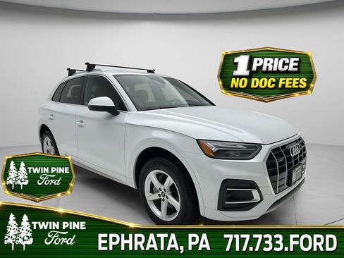 Used 2023 Audi Q5 2.0T Premium w/ Convenience Package AWD/4WD image 1