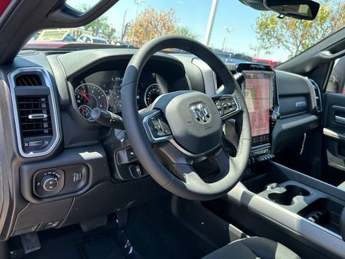 New 2026 RAM 2500 Big Horn AWD/4WD image 19