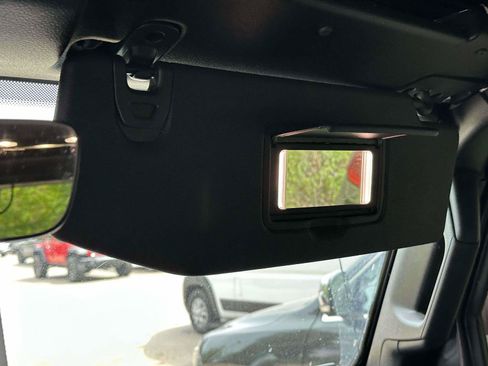 Used 2020 Jeep Wrangler Unlimited Sahara AWD/4WD image 29