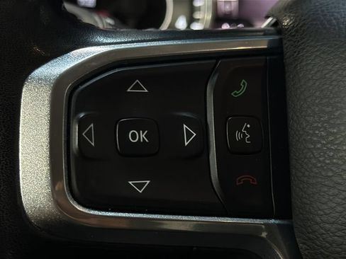 Used 2020 RAM 1500 Laramie AWD/4WD image 25