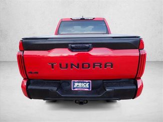 Used 2022 Toyota Tundra SR5 w/ SR5 Convenience Package AWD/4WD video 3