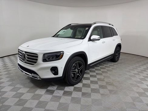New 2026 Mercedes-Benz GLB 250 4MATIC image 3
