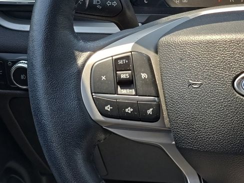 Used 2023 Ford Explorer XLT w/ Equipment Group 202A image 29