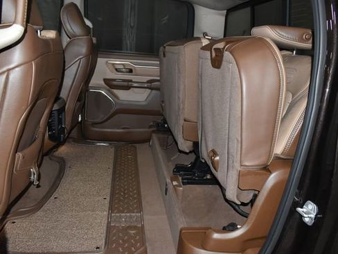 Used 2019 RAM 1500 Laramie Longhorn image 32